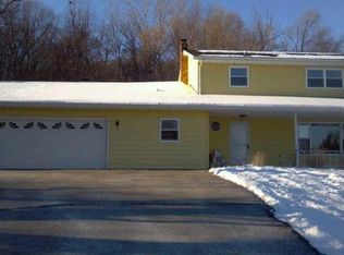 W5762 Hickory Point Ct, Onalaska, WI 54650