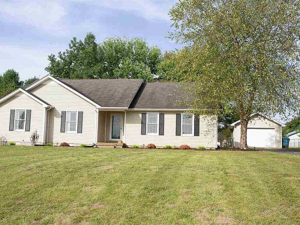 1st image of 463 Lauren Ave