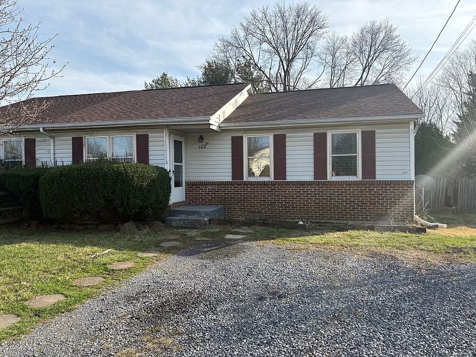 1st image of 108 Early Dr