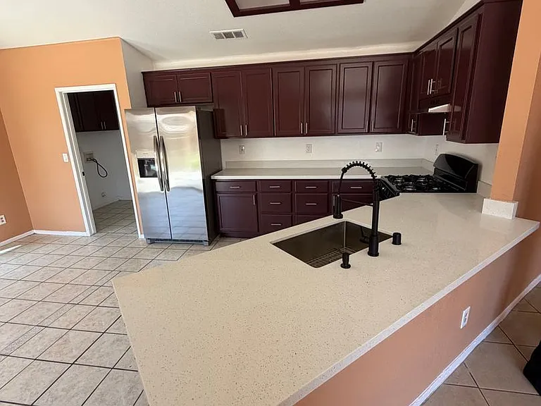 738 Waterford Way — Photo 4
