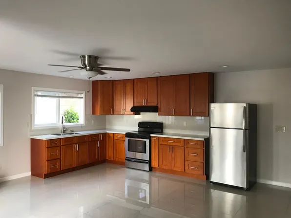 3147 Mokihana St, Honolulu, HI 96816