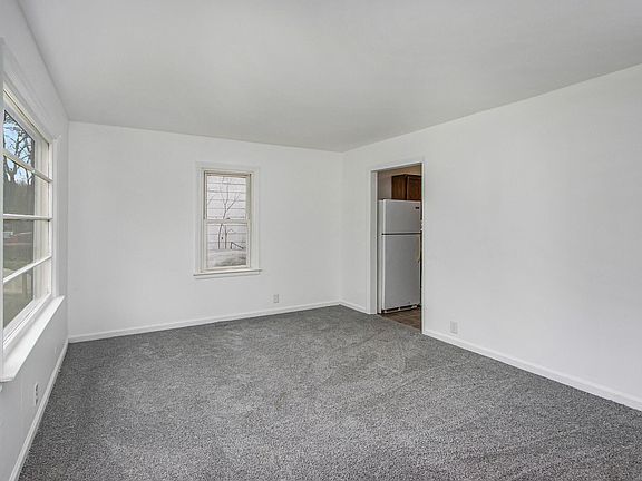 4th image of 1505 Palmer Ave