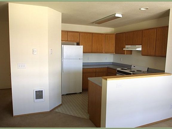 3rd image of 5416 N Hills Dr #5424