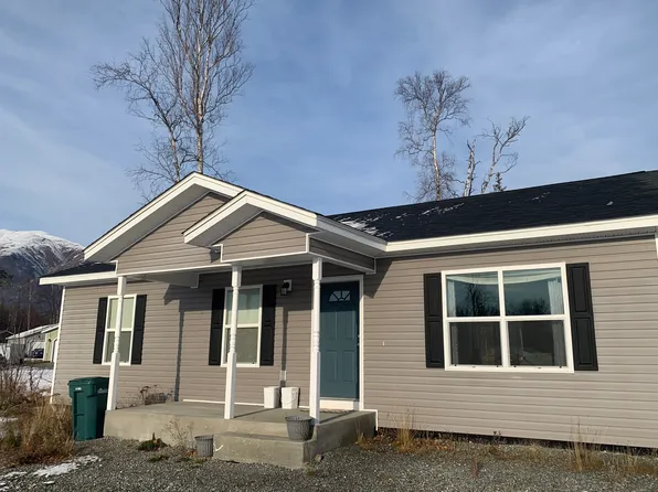 8165 E Snowy Pass Cir, Wasilla, AK