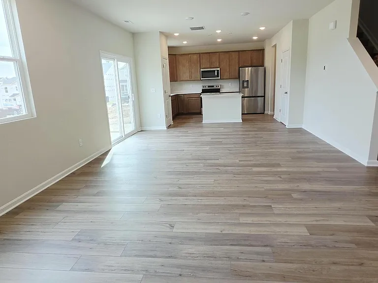 11144 Castlebrook Dr — Photo 17