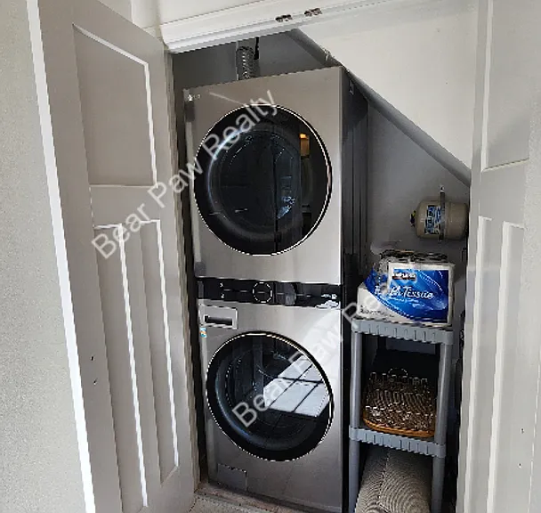 1007 W 29th St — Photo 8