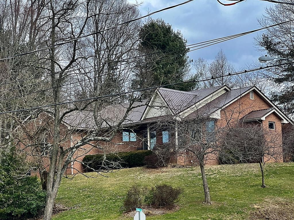 10660 Gallia Pike, Wheelersburg, OH 45694 Zillow