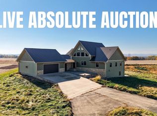 10609 Cadwell Rd, Cassville, WI 53806