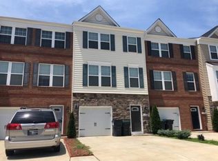 136 Tree Line Dr, Fredericksburg, VA 22405