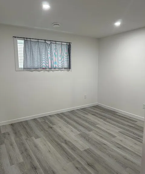 9846 225a St NW — Photo 5