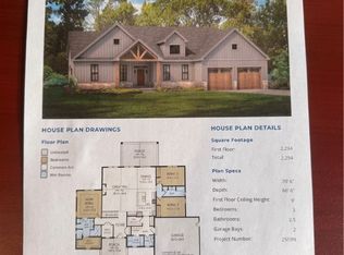 27 Dumais Ln, Penfield, NY 14526