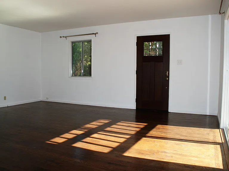 Tamalpais Avenue 52 — Photo 4