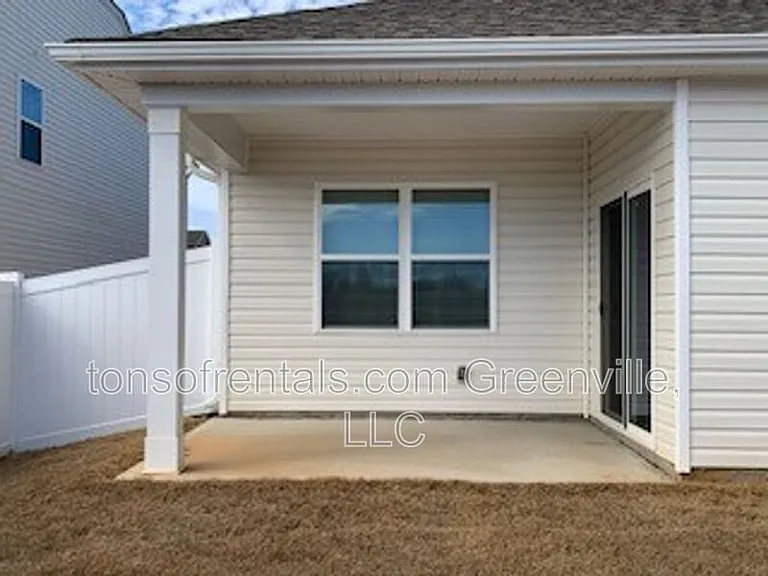 938 Pineland Dr — Photo 19