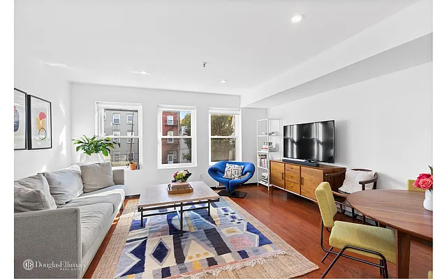 Sold by Douglas Elliman | media 16