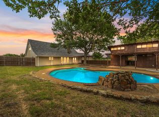 10 Hillside Dr, Fate, TX 75087