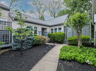 Montgomery Rd, Cincinnati, OH 45236
