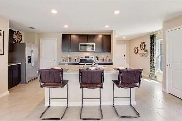 12505 Belcroft Dr — Photo 31