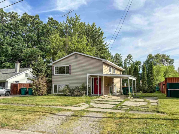 343 Beach St, Mount Morris, MI 48458