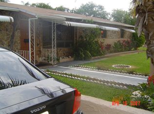 818 S 26th Ct, Hollywood, FL 33020