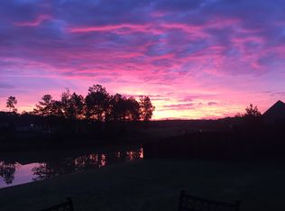 303 Gladeview Pl, Brandon, MS 39047