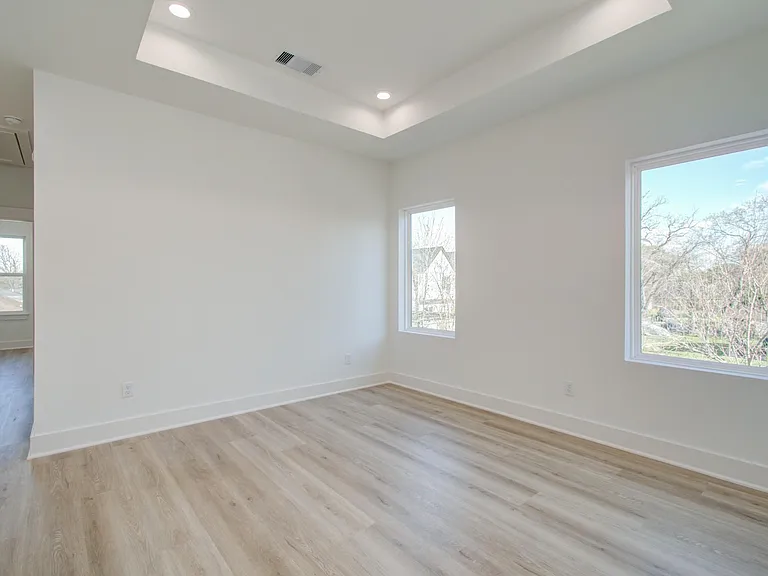 4425 Providence St — Photo 17