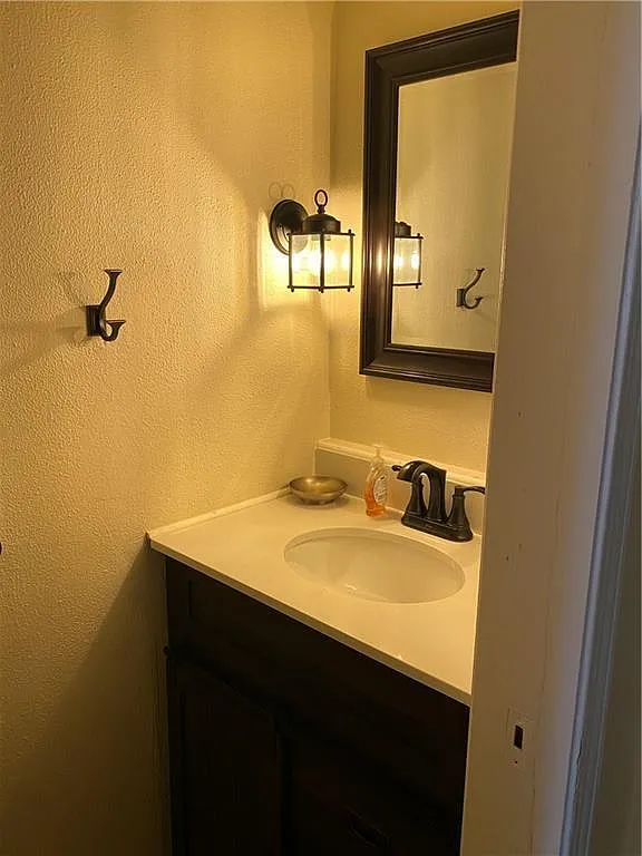 879 Martin Behrman Ave — Photo 3
