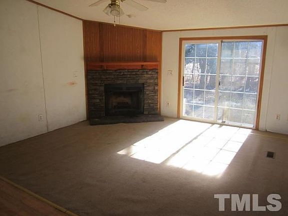 4th image of 349 Graystone St