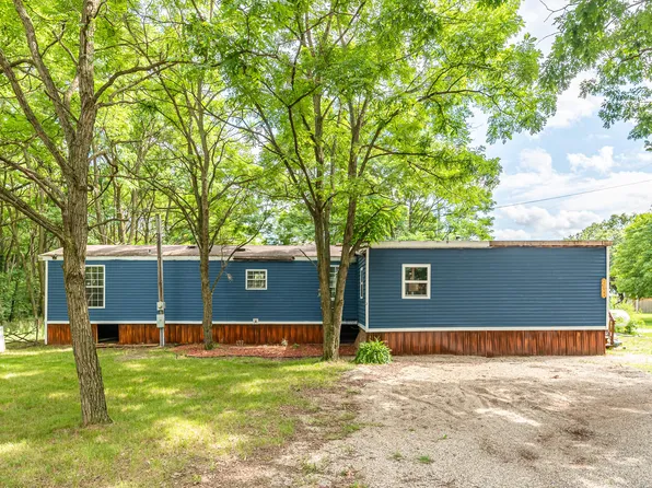 14286 Nineteen Mile Rd NE, Gowen, MI 49326