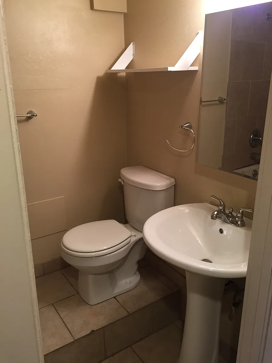 Building Photo - 1455 Monroe St #2