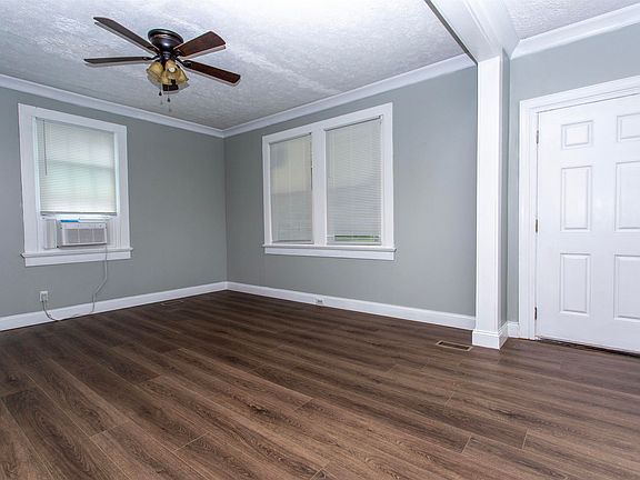 2nd image of 1238 Grant Ave