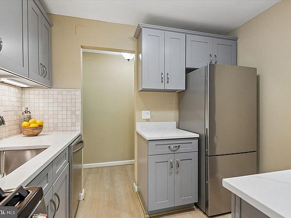 4th image of 6005 Majors Ln APT 5-O29