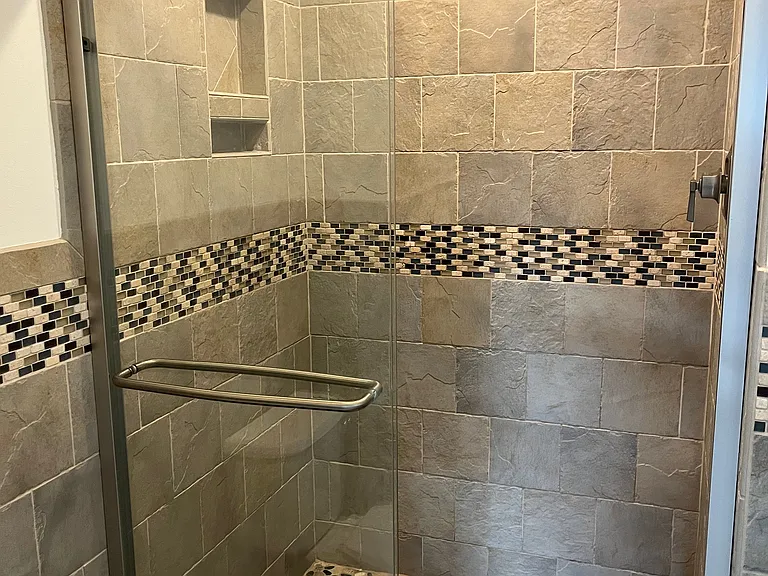 Beautiful full shower