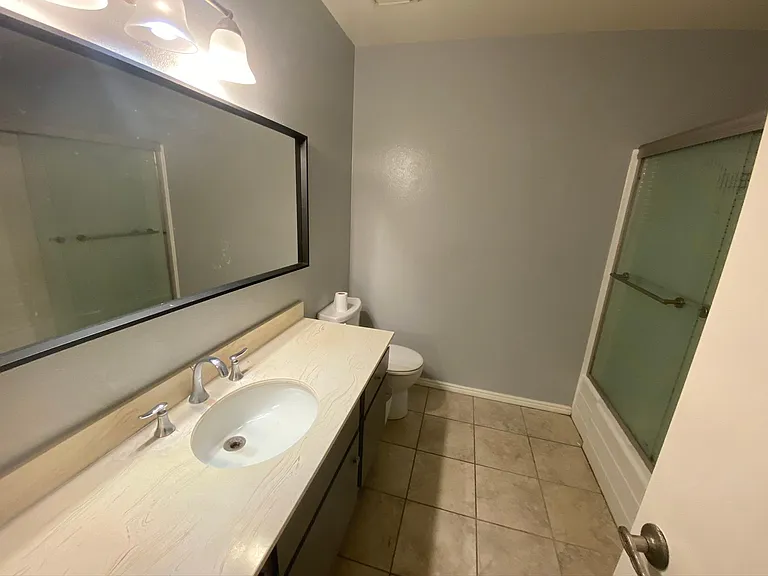 436 Fairview Ave #5 — Photo 8