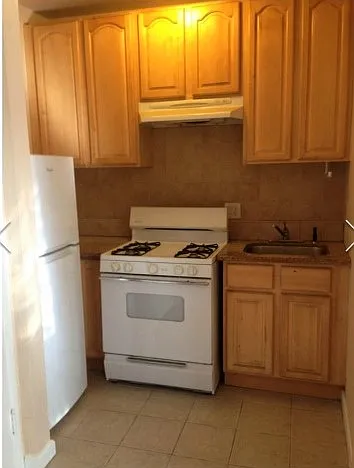 101 Frisbie St — Photo 6