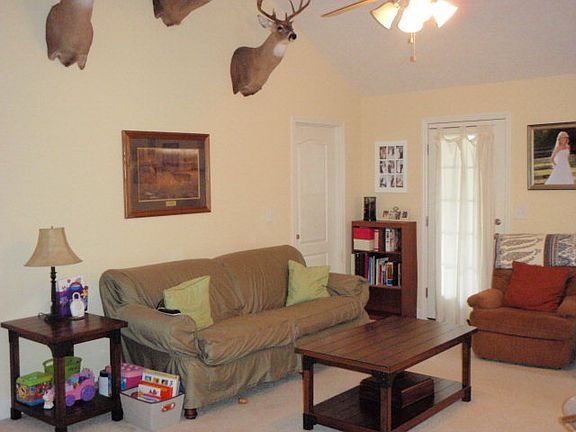 5th image of 226 Lee Road 2086
