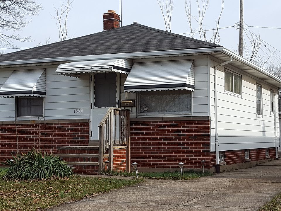 1st image of 1561 E 172nd St