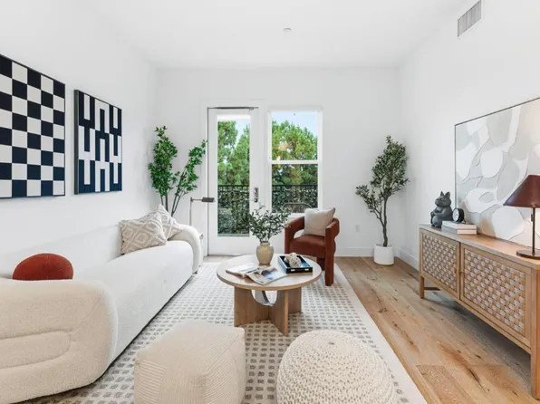 1101 W El Camino Real Unit 417, Mountain View, CA 94040