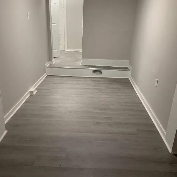 111 W Pearl St — Photo 1