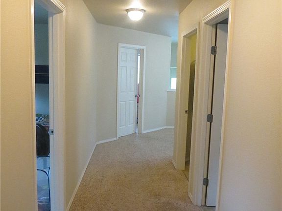 4th image of 7729 Trails End Dr SE