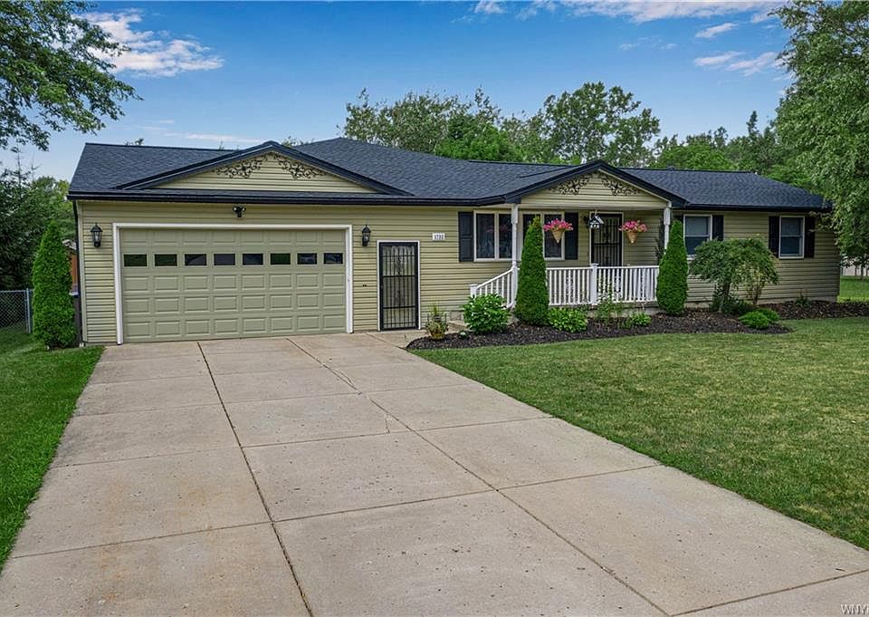 1st image of 1732 Willow Woods