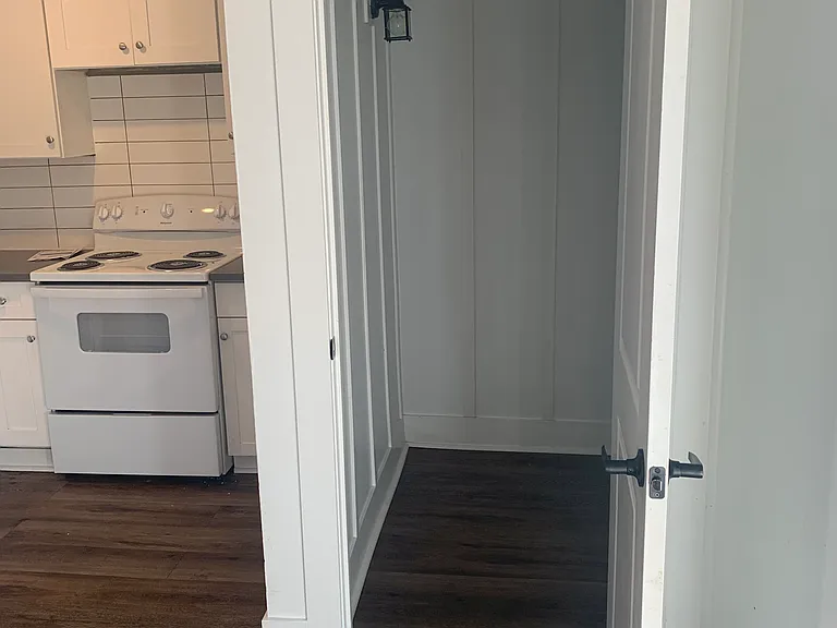 132 Yorktown Dr — Photo 5