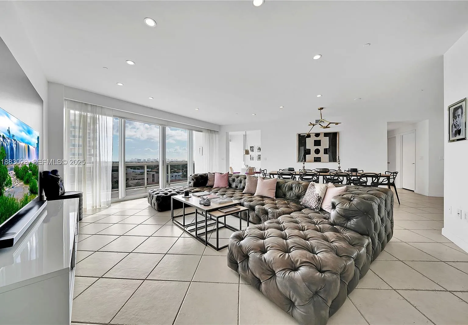 2 bed, 2160 sqft, $16,000 — Photo 1