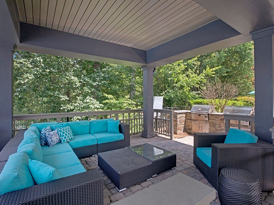 Covered Outdoor Patio