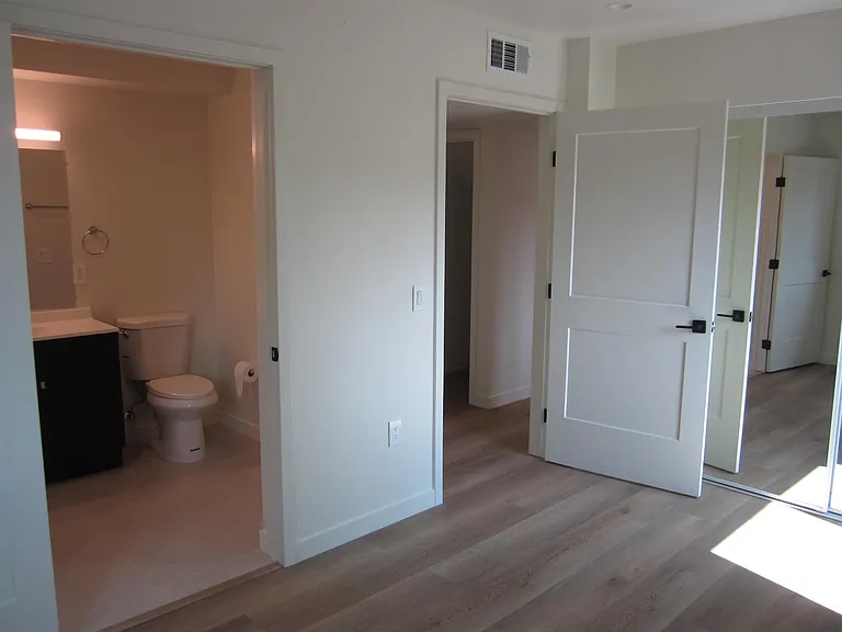 14747 Friar St #3 — Photo 5