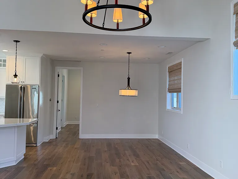613 Iris Ave #1/2 — Photo 32