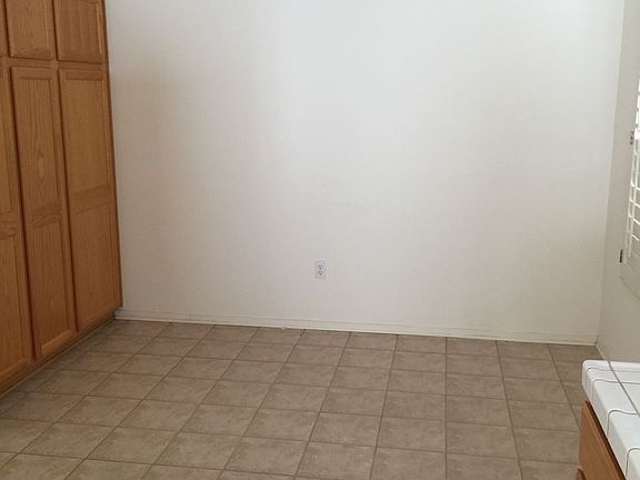 3rd image of 7109 Clearview Way