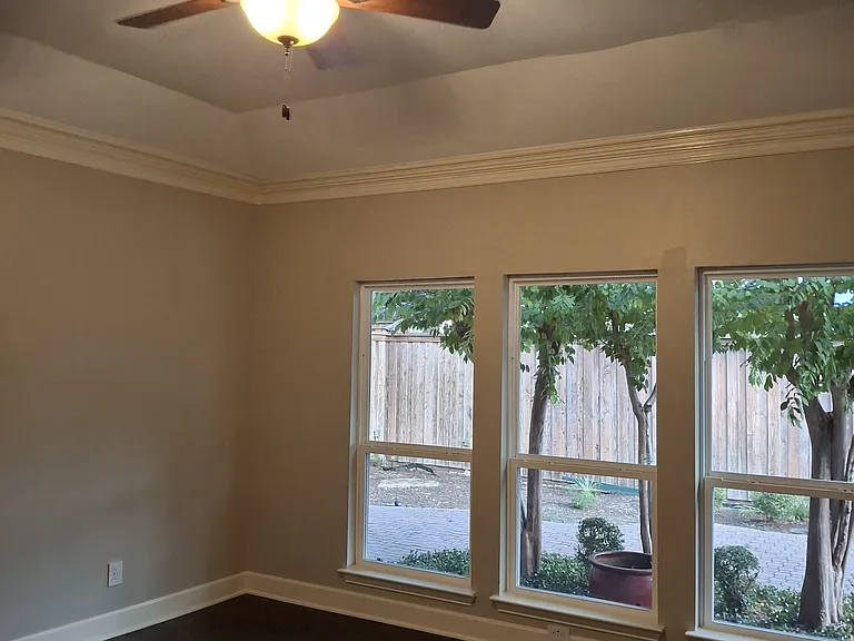 4048 Old Town Rd — Photo 8