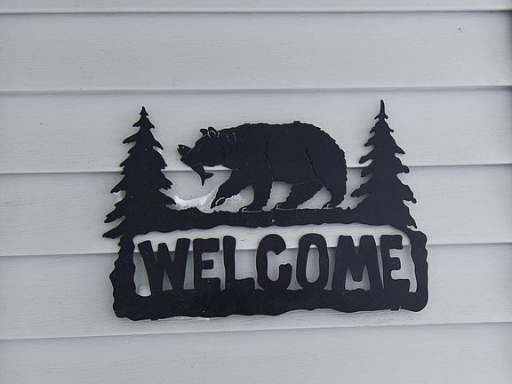 2nd image of 107 Harding St S