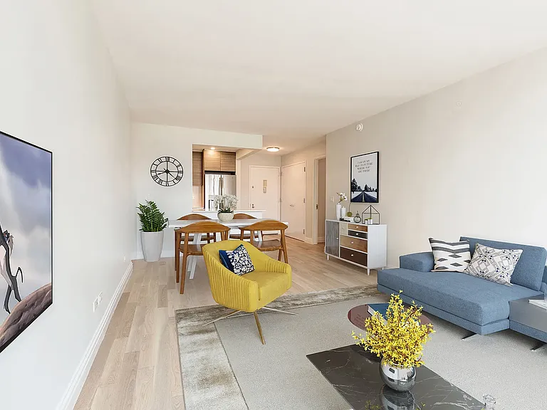 235 W 48th St #21H — Photo 2