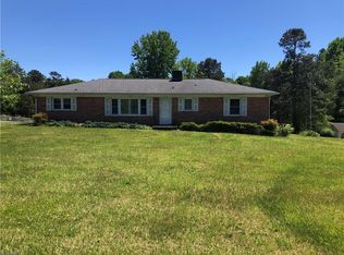 114 Brookdale Dr, High Point, NC 27263